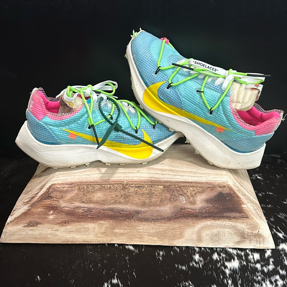Off White Nike Vapor Street